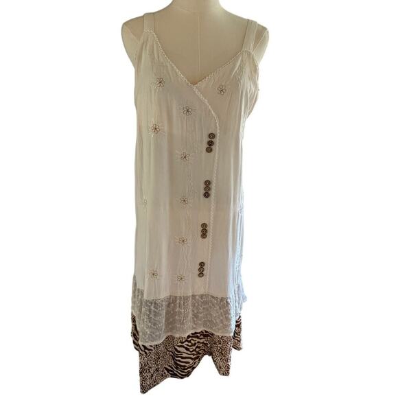 Raya Sun Boho Double Tiered Surplice Dress Embroidered Daisy Animal Print Large - Picture 1 of 9